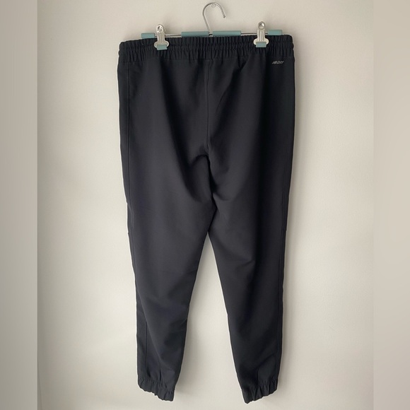 New Balance DryFit Joggers - Picture 2 of 5